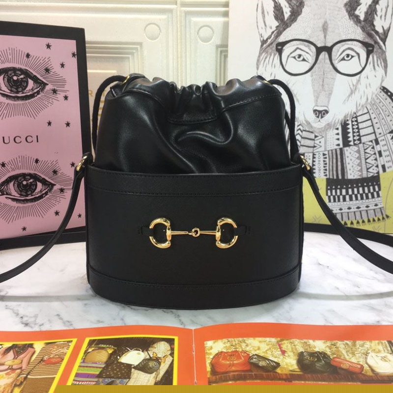 G*u*i bucket bags